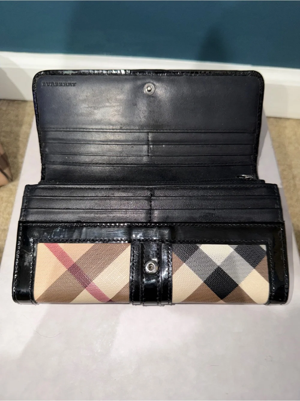 *AUTHENTIC* Vintage Burberry Nova Check Tri-Fold Wallet